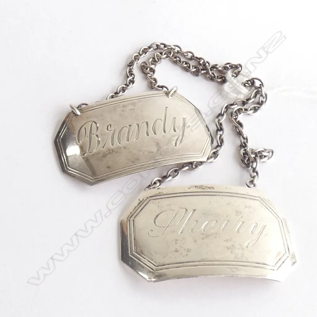 (19914) PR STG SILVER BOTTLE TAGS - SHERRY & BRANDY 30GMS Image 1++