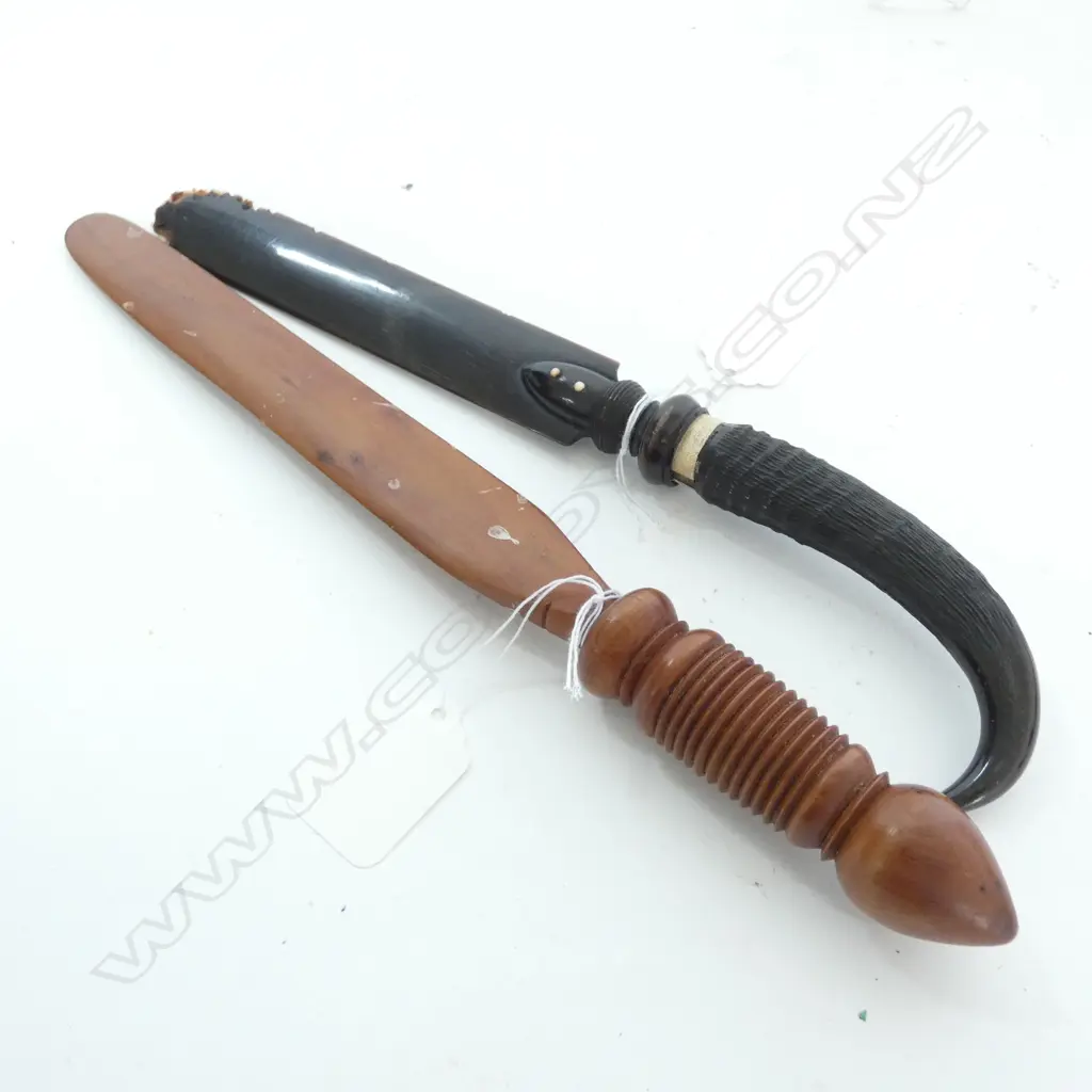 2 OLD PAPER KNIVES. HORN HANDLE & TURNED WOOD Image 1++