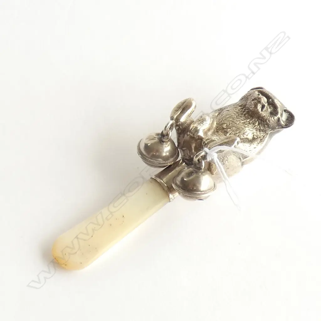(59) CHESTER 1921 SILVER TEDDY BEAR CHILD'S TEETHING RATTLE Image 1++