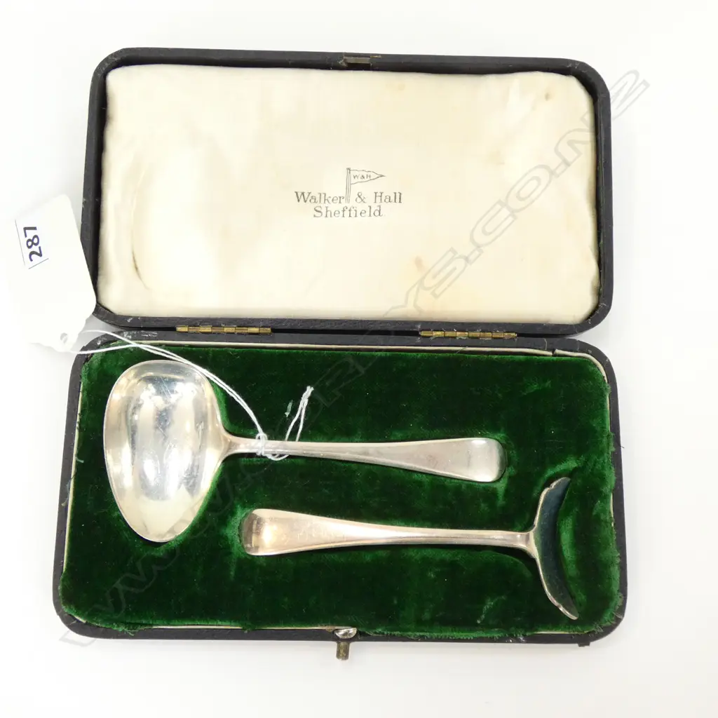 BOXED SILVER CHRISTENING SET OF SPOON & PUSHER, by WLAKER & HALL, SHEFF 1955. Image 1++