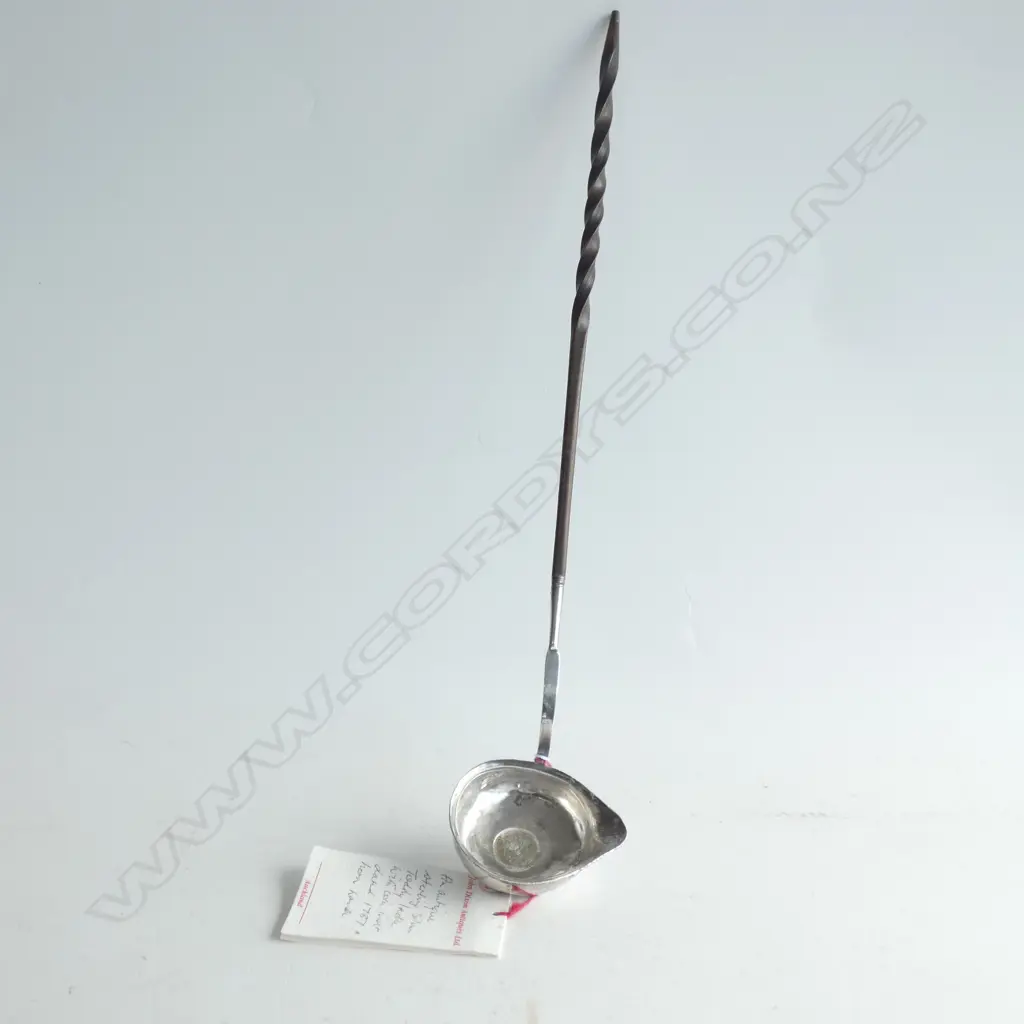 STG SILVER TODDY LADLE INSET 1787 COIN & HORN HANDLE L.415mm Image 1++