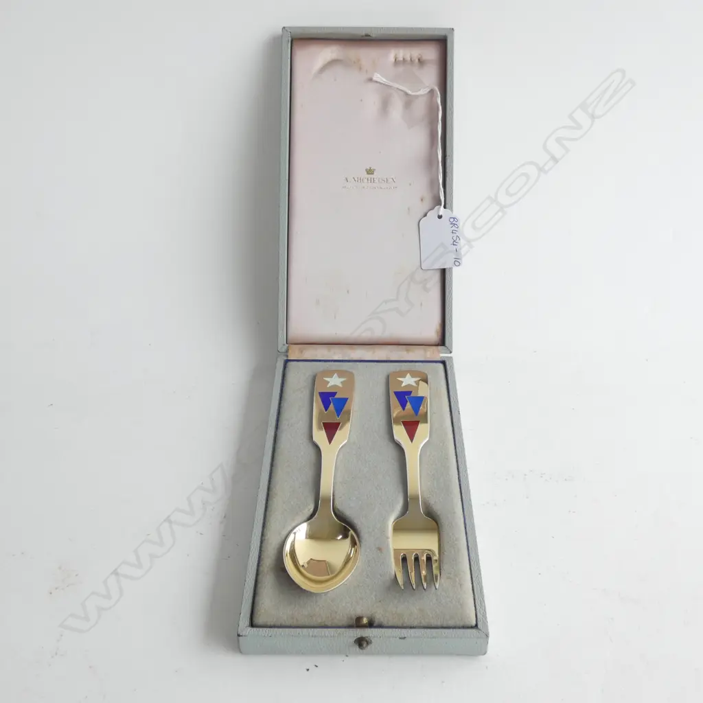 DANISH SILVER/GILT KNIFE AND FORK SET IN BOX - XMAS 1954  L. 160MM Image 1++
