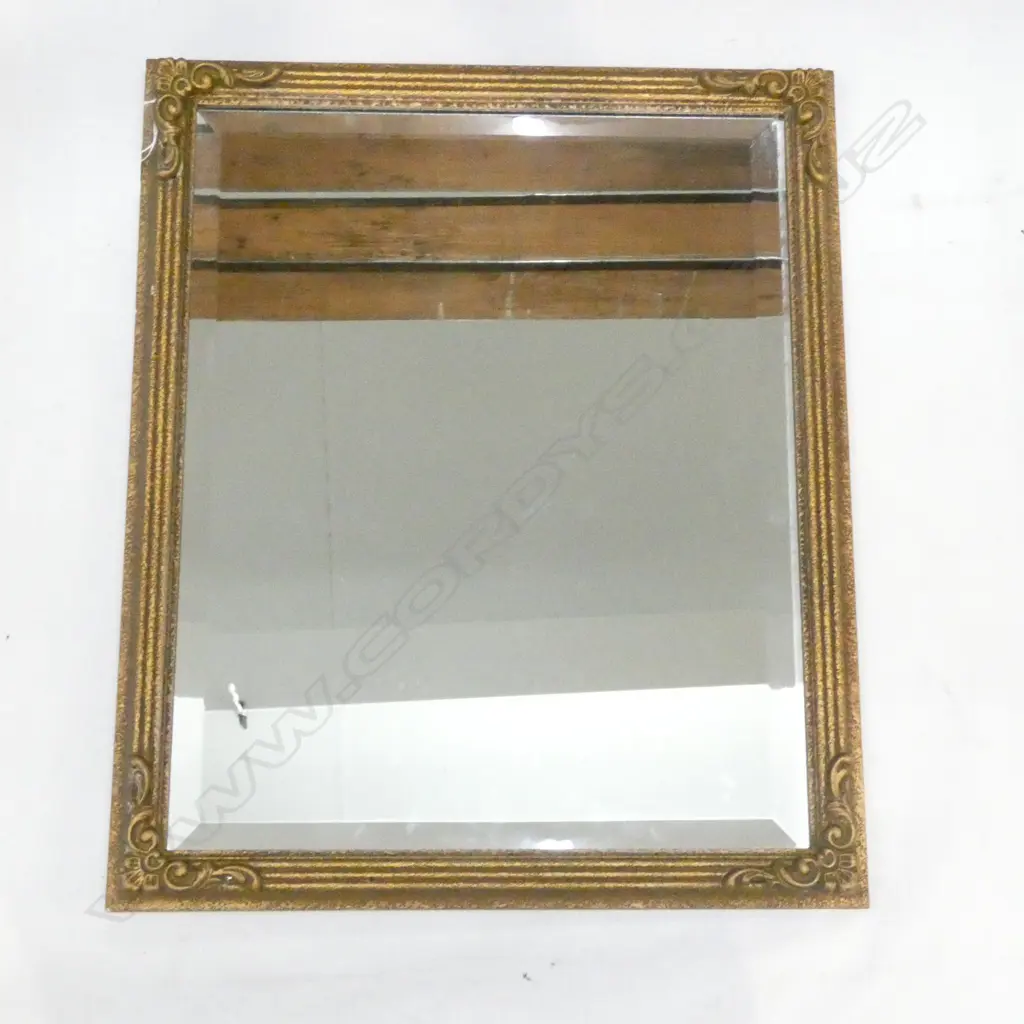 GILT FRAMED BEVELLED MIRROR 470x565mm Image 1++