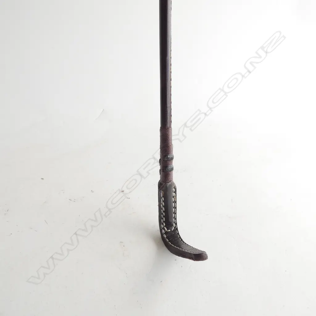 LEATHER RIDING WHIP IN DUST BAG L.1065mm Image 1++