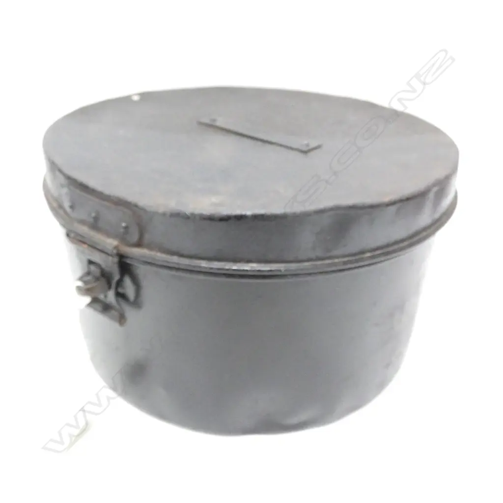 BLACK PAINTED METAL HAT BOX - DIA 270MM Image 1++