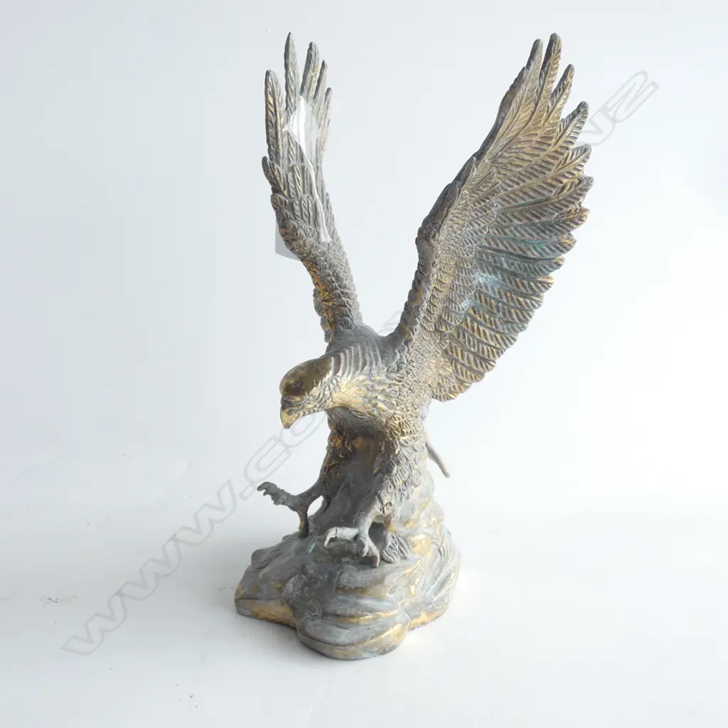BRASS EAGLE. H.260mm Image 1++