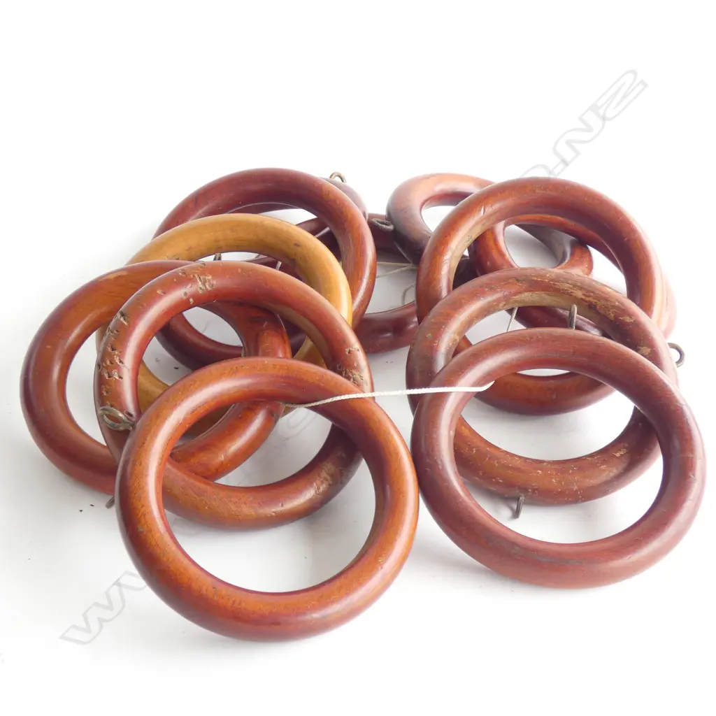 12 X LARGE EARLY 20THC MAHOGANY CURTAIN RINGS DIA 110MM Image 1++