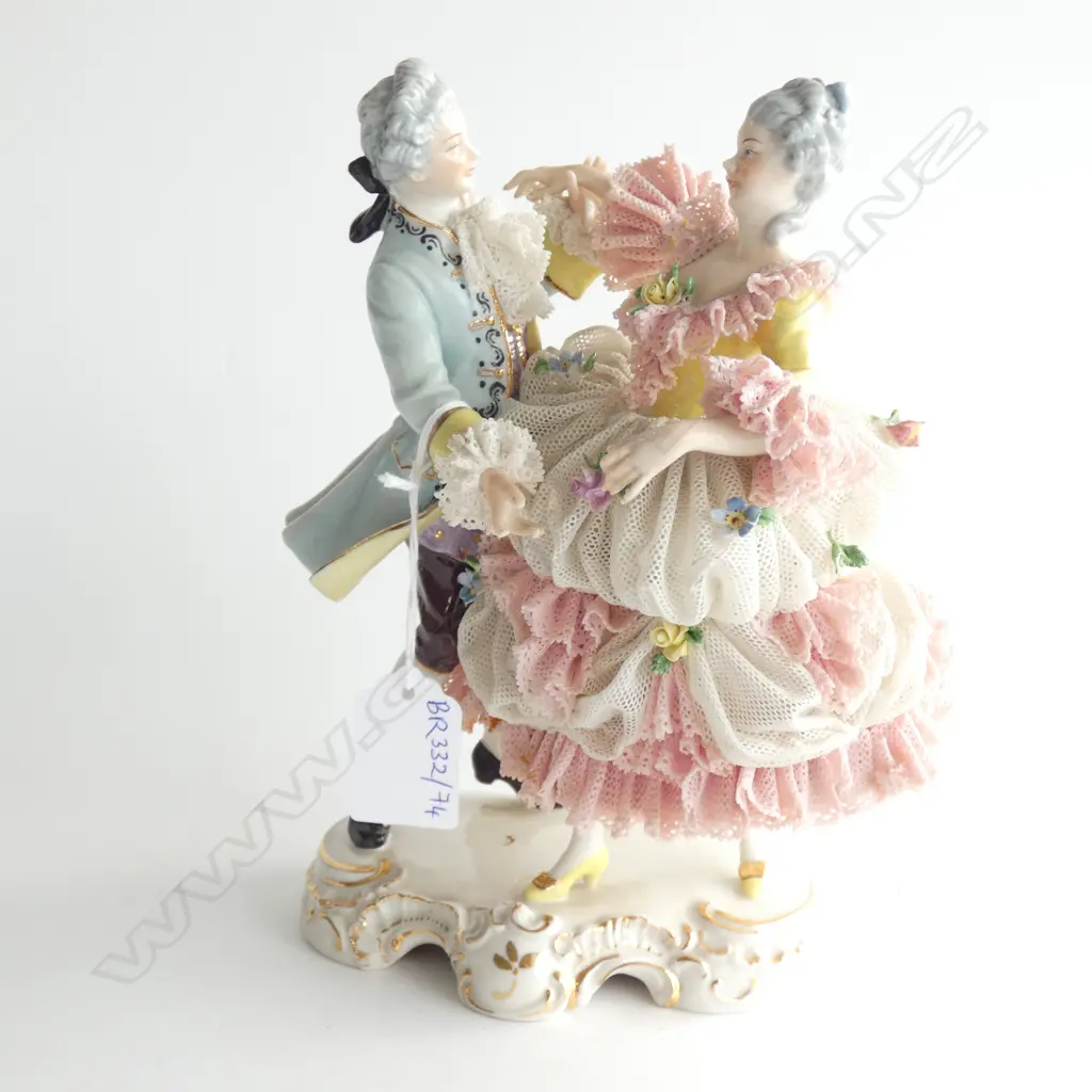 DRESDEN LACE DANCING COUPLE H.200mm... Image 1++