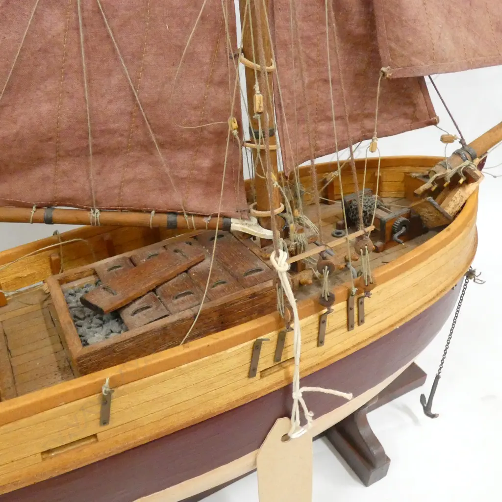 SCRATCH BUILT MODEL TRADING CUTTER BOAT C.1830 H.760mm Image 1++