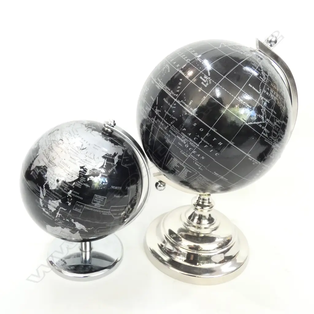 2 GLOBES H.270mm Image 1++