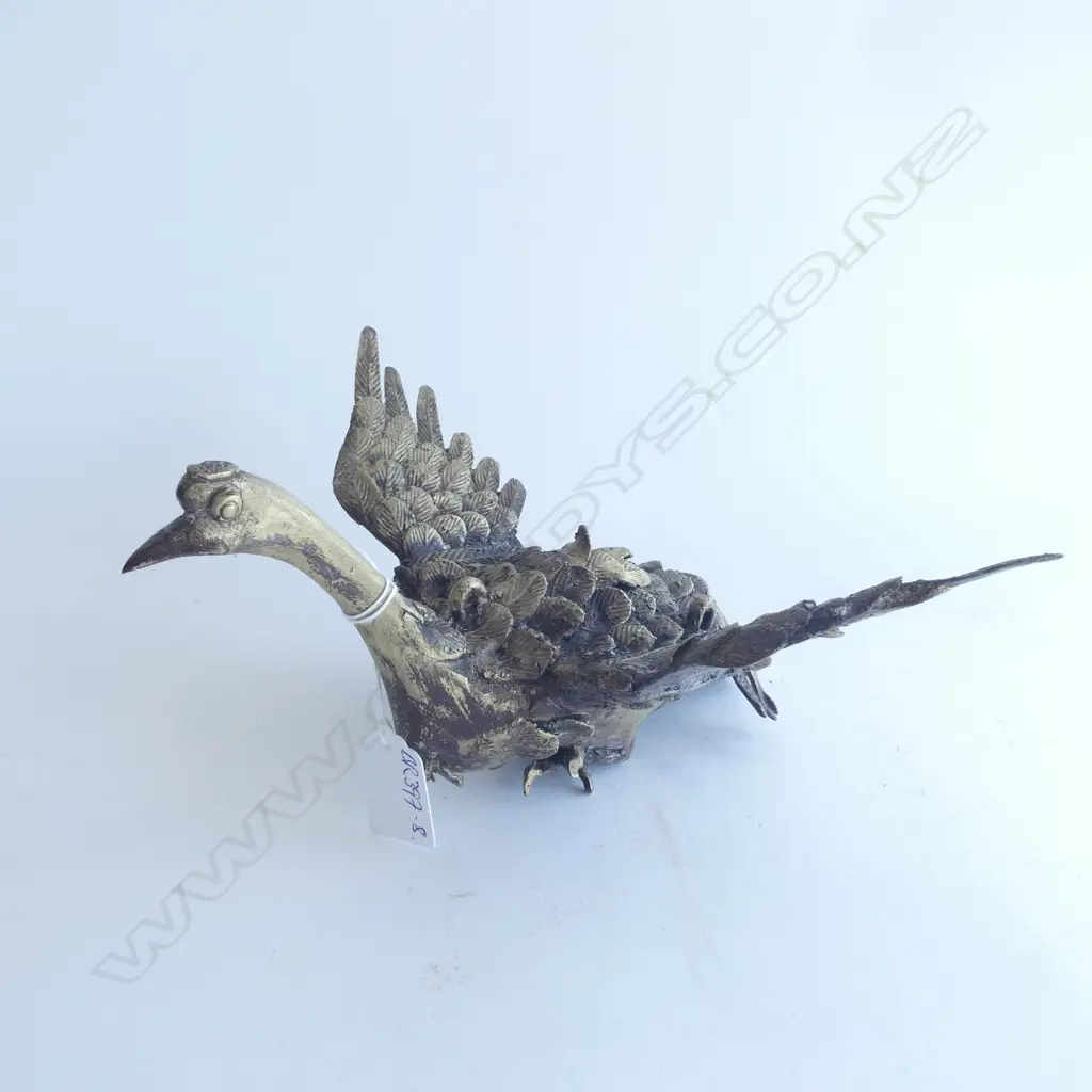 MID-CENTURY WAX-CAST BRONZE INCENSE BURNER FORMED AS FLYING BIRD. Image 1++