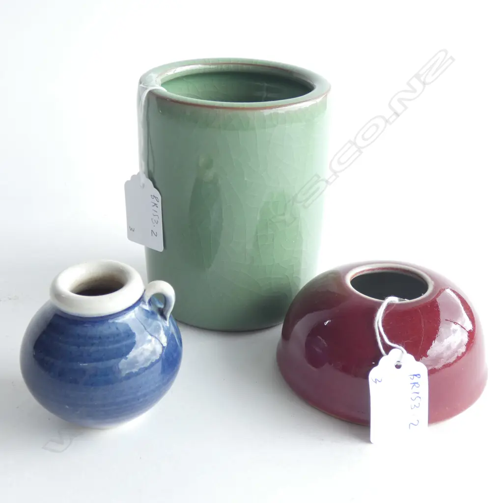 CHINESE PORCELAIN SANG DE BOUEF BRUSH WASHER, CELADON BRUSH POT & BLUE GLAZE WATER POT Image 1++