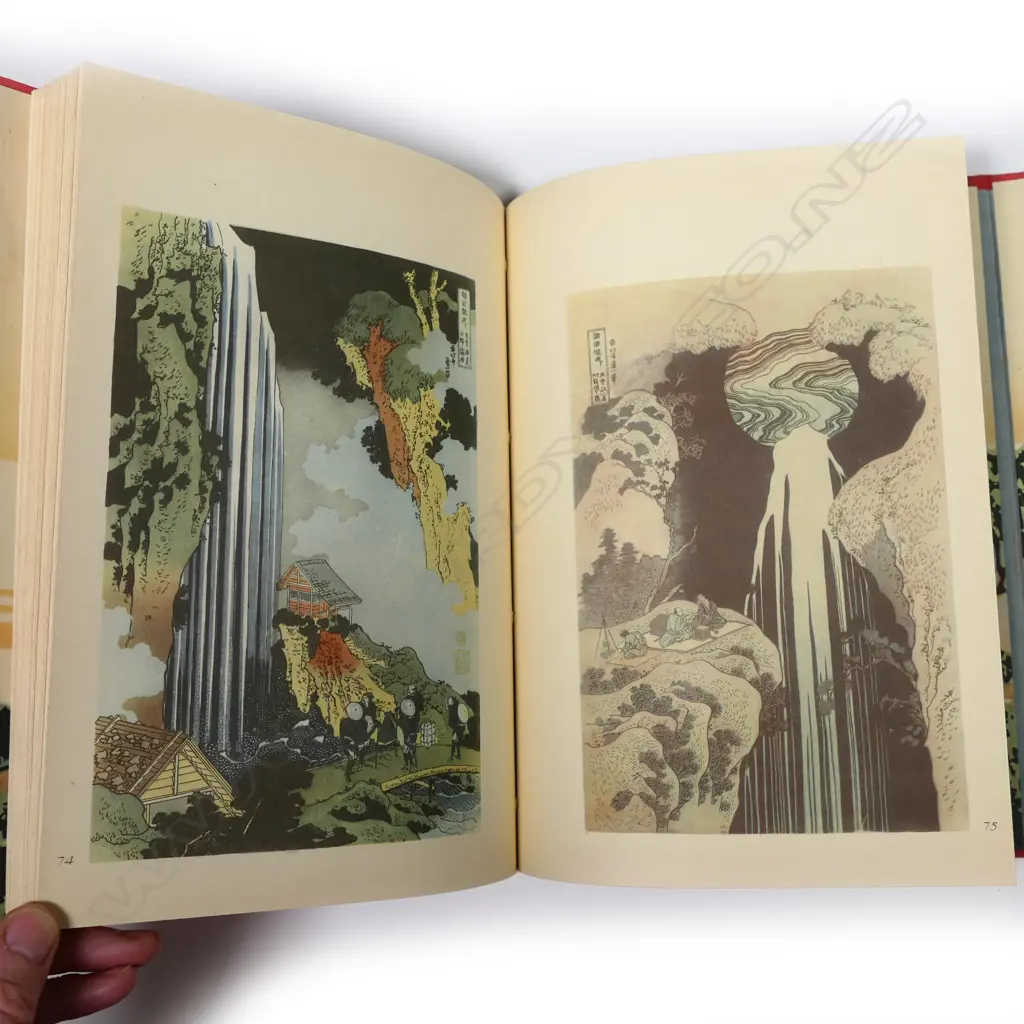 TWO  FINE HARDCOVER BOOKS OF JAPANESE WOODCUTS Image 1++