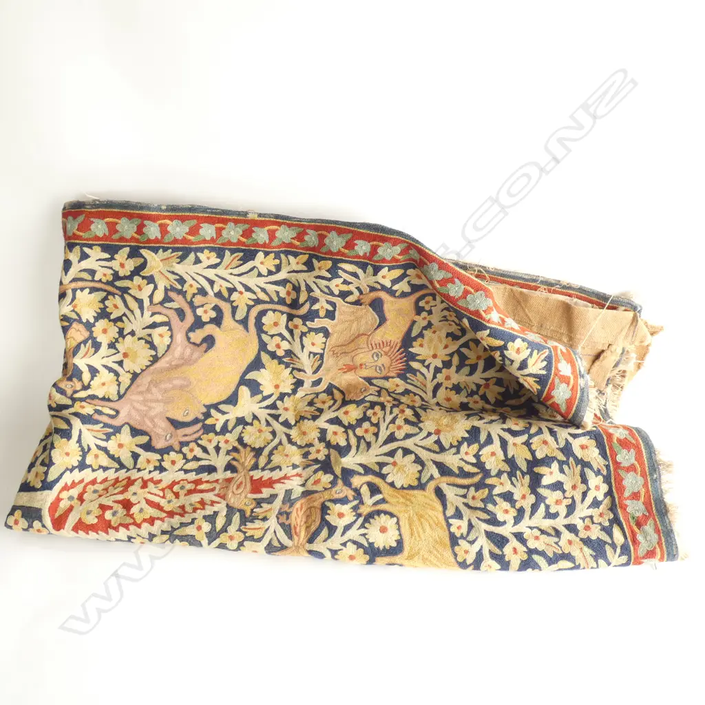 VINTAGE CREWELWORK PANEL... Image 1++