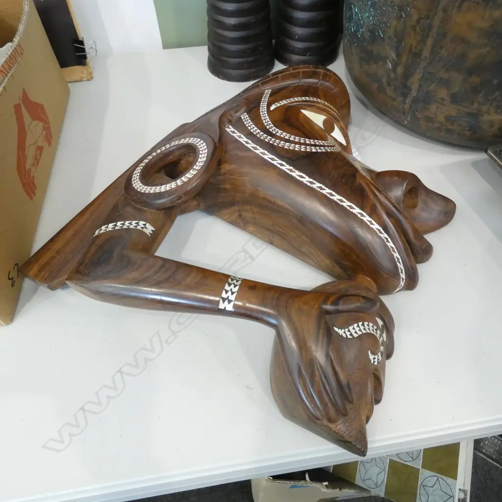 SOLOMON ISLANDS CANOE PROW FIGUREHEAD (NGUZUNGUZU) -  500 X 430MM Image 1++