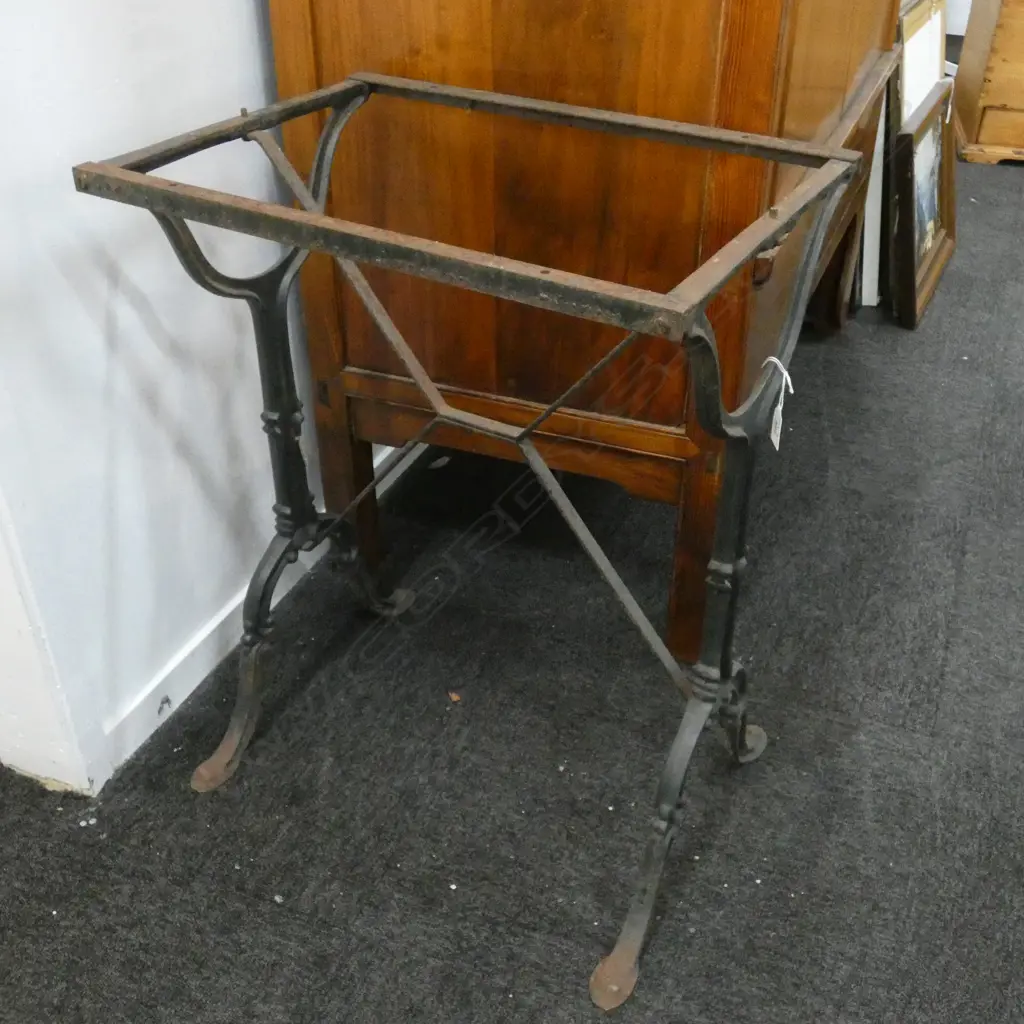 CAST IRON TABLE BASE NO TOP... Image 1++