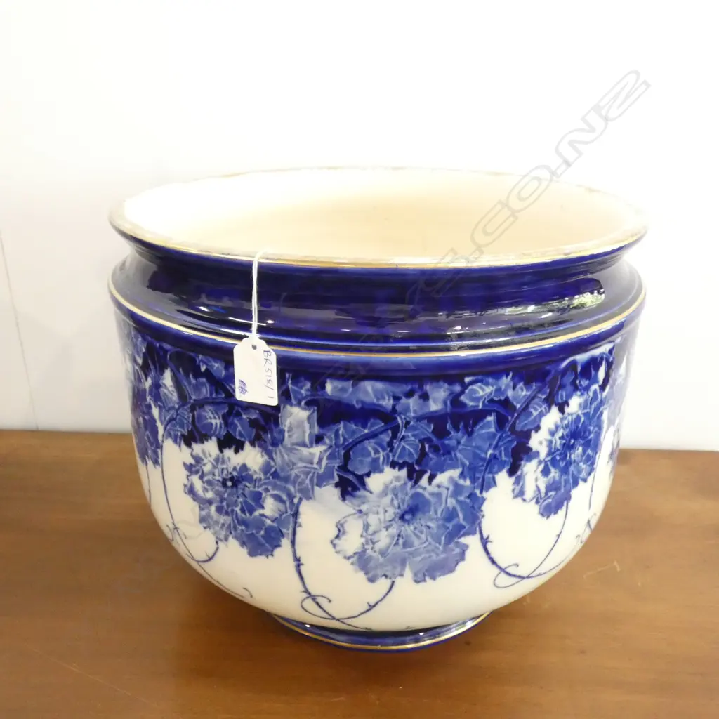 LARGE ROYAL DOULTON JARDINERE... Image 1++