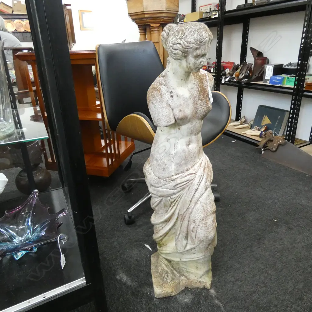 VINTAGE CONCRETE CLASSICAL LADY GARDEN SCULPTURE H.850mm Image 1++