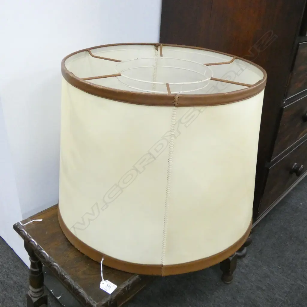 LARGE BROWN & CREAM CEILING LIGHT Image 1++