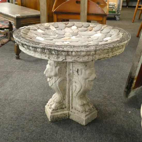 VINTAGE CONCRETE BIRD BATH...