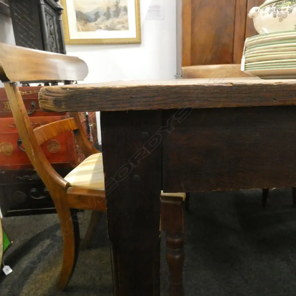 FRENCH STYLE PROVINCIAL OAK DINING TABLE (TOP NEEDS A REPOLISH)... Image 1++
