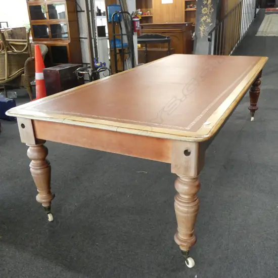 VICTORIAN MAHOGANY LIBRARY TABLE WITH LEATHER TOP, FADED. 2700. X 1170mm