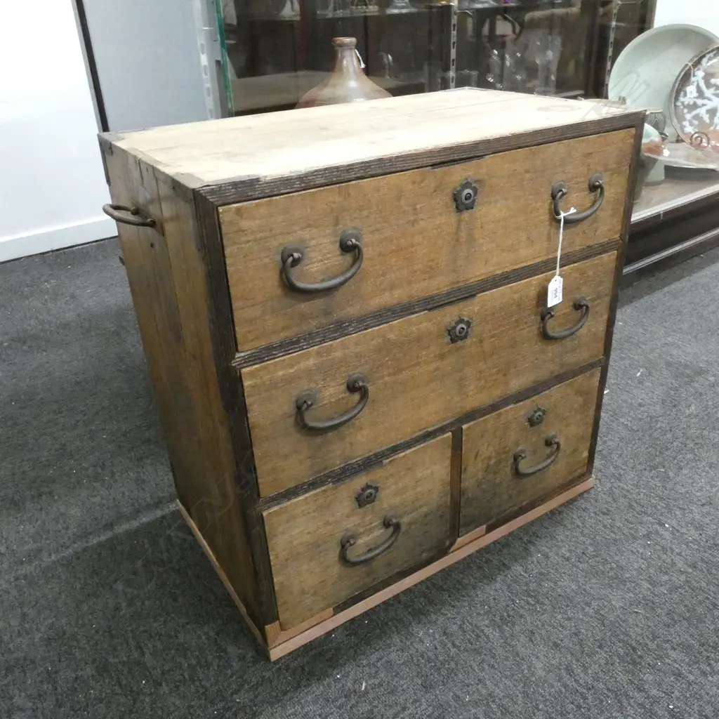 c1900 JAPANESE SMALL 4 DRAWER TANSU CHEST  Image 1++