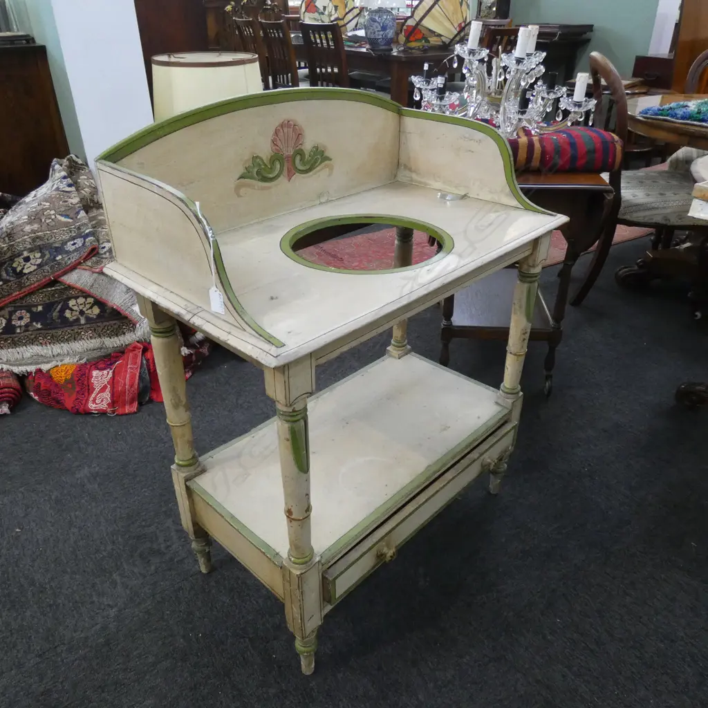 PAINTED VICTORIAN BASIN STAND... Image 1++