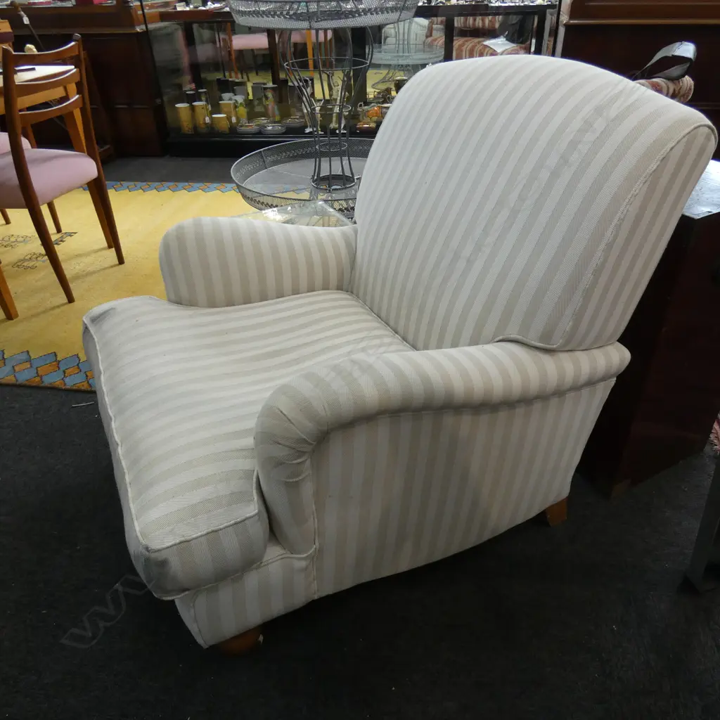 WHITE STRIPED ROLL ARM ARMCHAIR Image 1++