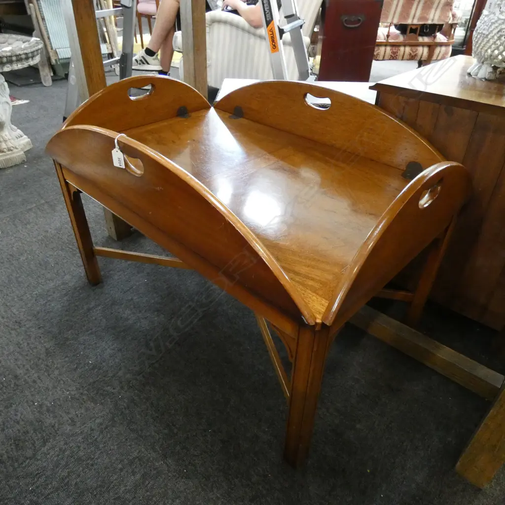 BUTLERS TRAY TABLE  Image 1++
