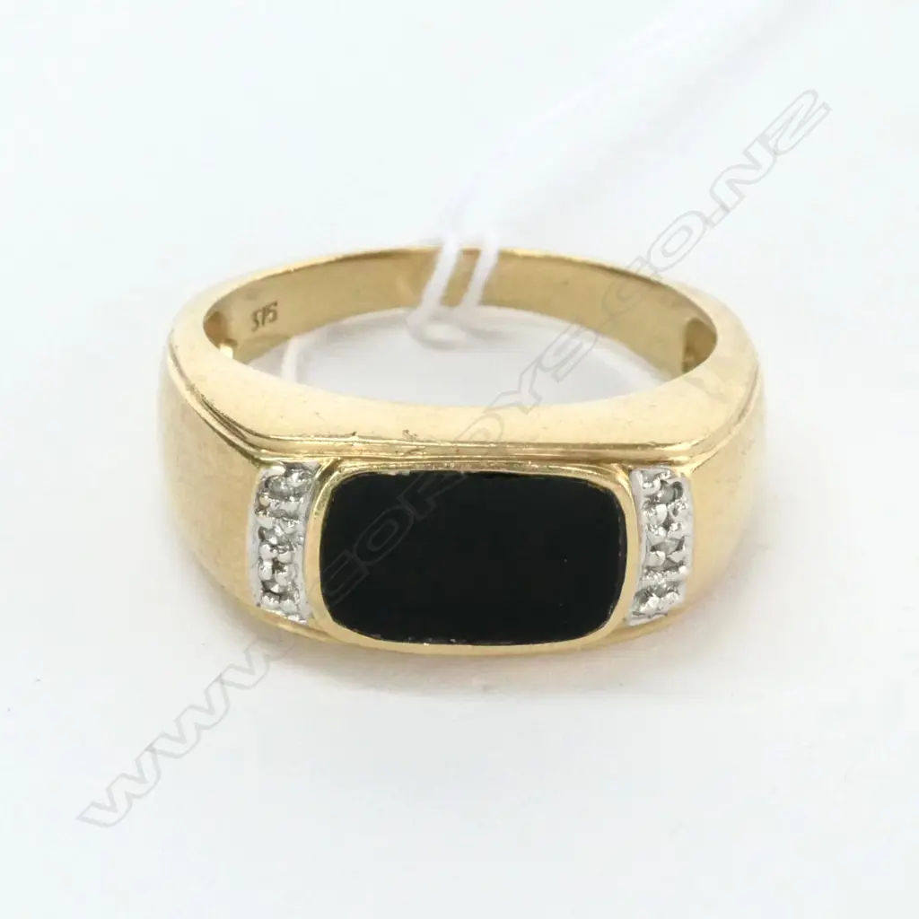 9CT RING BLACK ONYX & DIAMONDS 5.76GMS SIZE UK U Image 1++