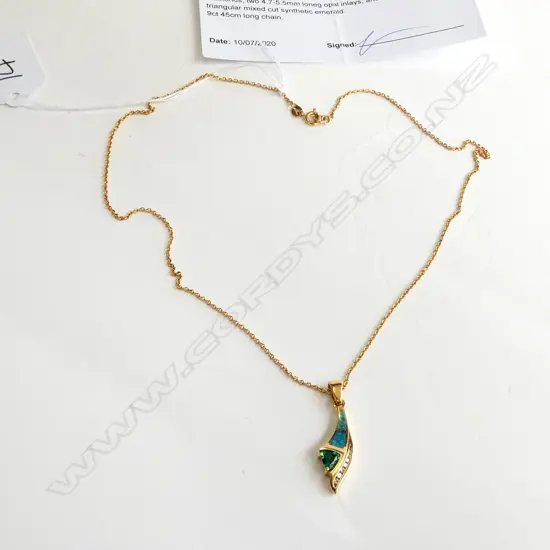 18CT GOLD DIAMOND OPAL PENDANT 9CT GOLD CHAIN