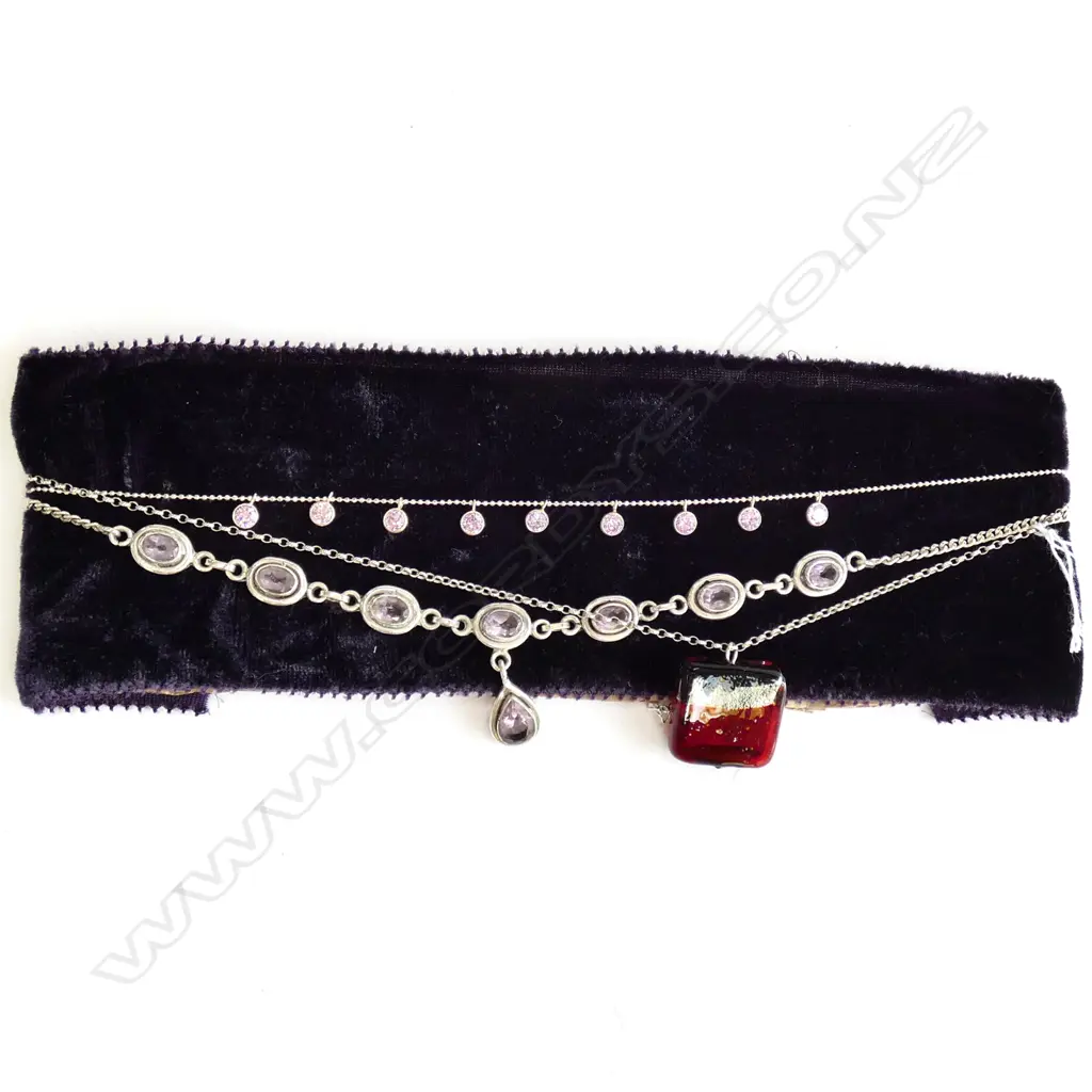 3X SILVER NECKLACES, AMETHYST, AIR GLASS & ITALIAN PINK STONE Image 1++