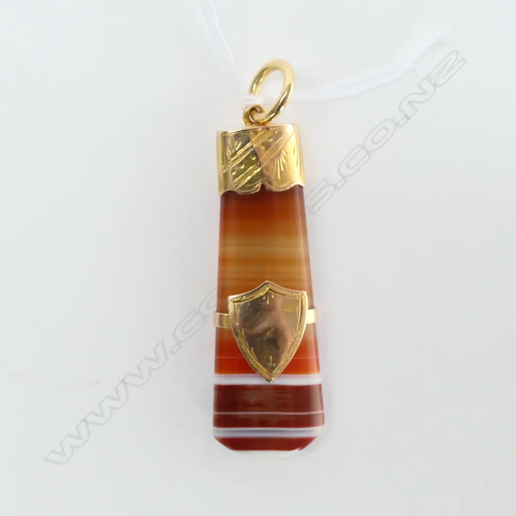 GOLD & BANDED AGATE PENDANT Image 1++