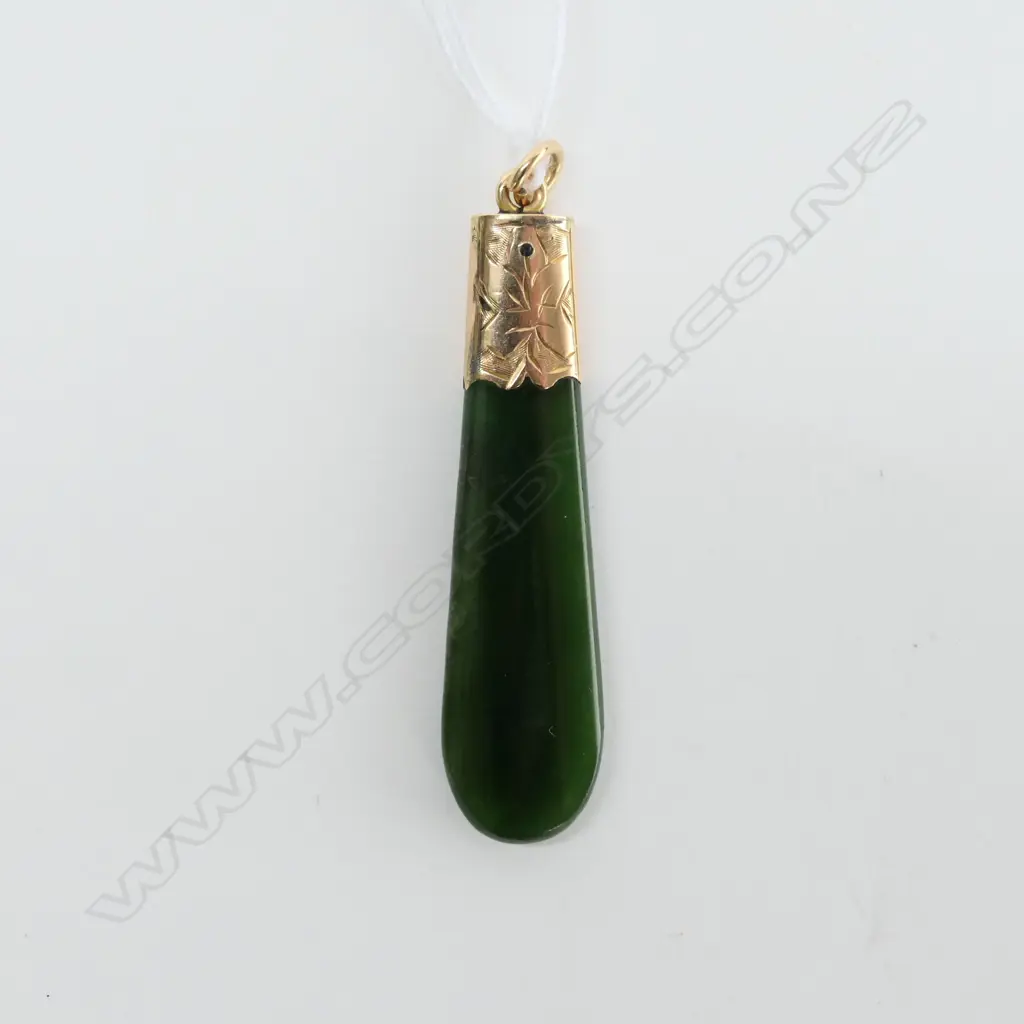 POUNAMU PENDANT Image 1++