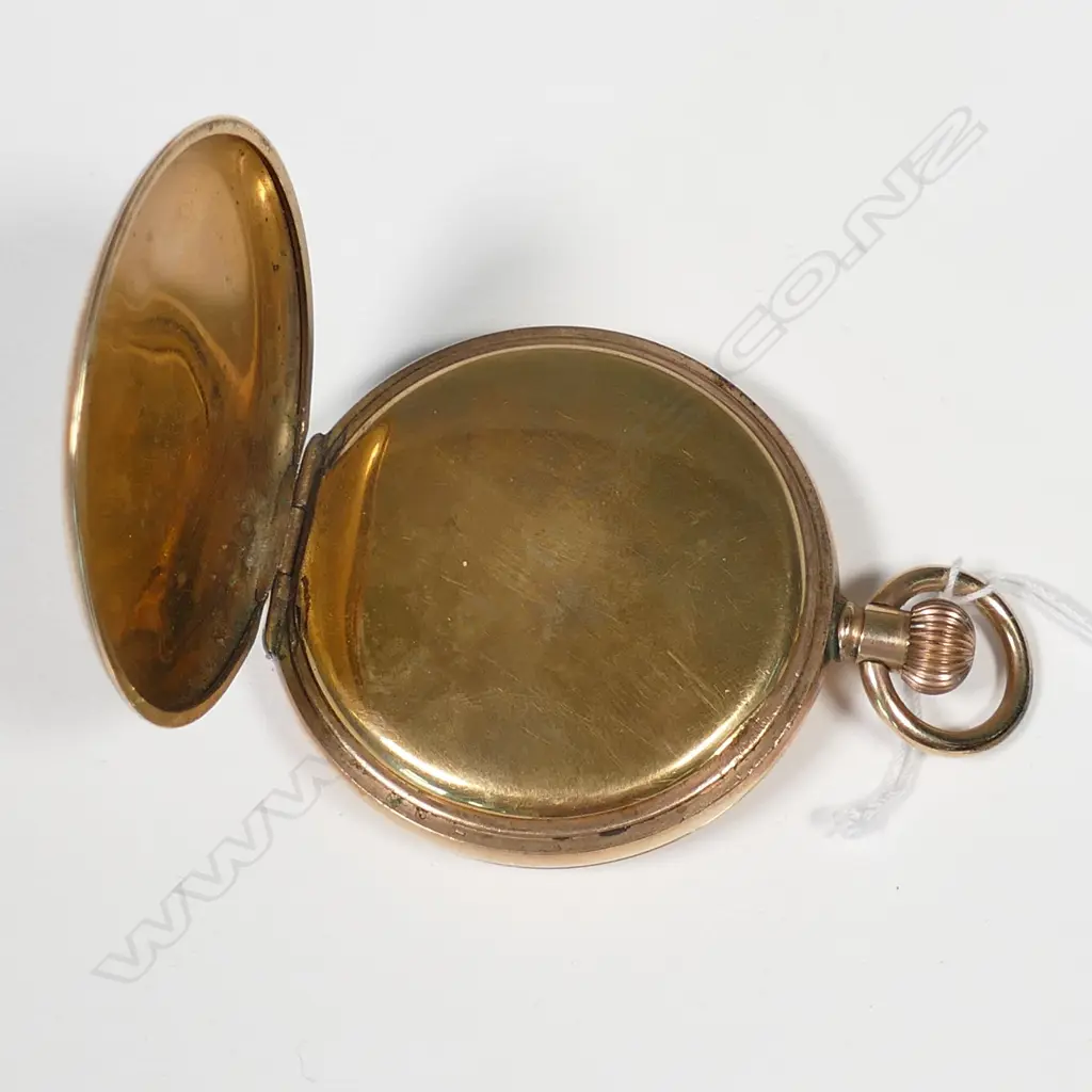 GOLD PLATED WALTHAM POCKET WATCH (BROKEN GLASS) Image 1++