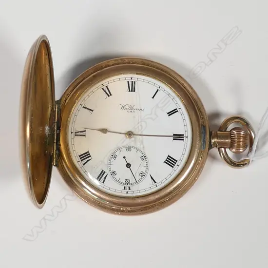 GOLD PLATED WALTHAM POCKET WATCH (BROKEN GLASS)