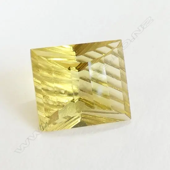 UNSET LEMON QUARTZ GEMSTONE - SQUARE STEP CUT
