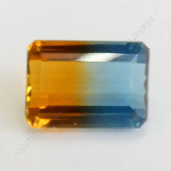 PURCHASED AS UNSET CITRINE?? STONE, BI-COLOUR YELLOW/BLUE 18.75CTS