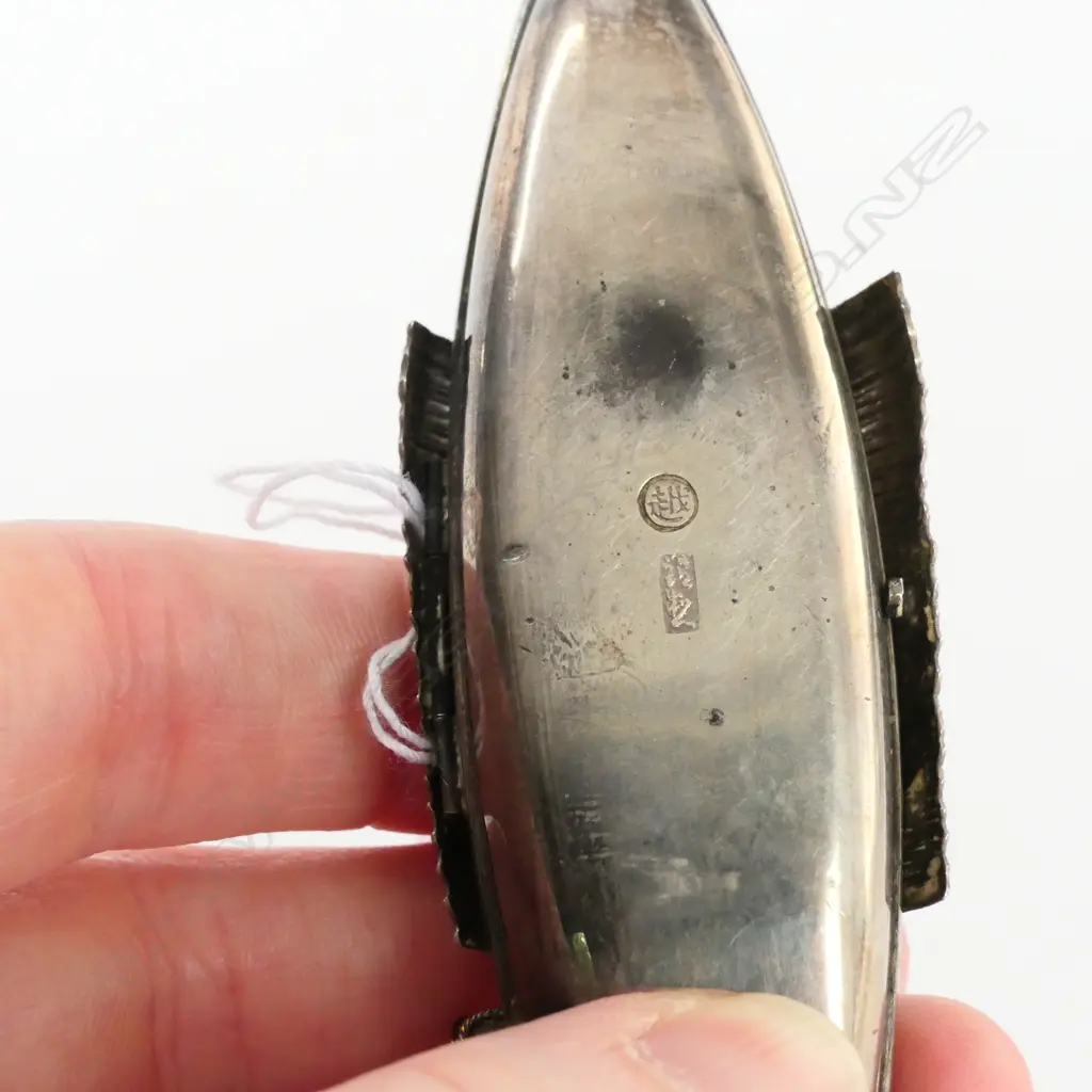 CHINESE NOVELTY SILVER SAMPAN BOX Image 1++