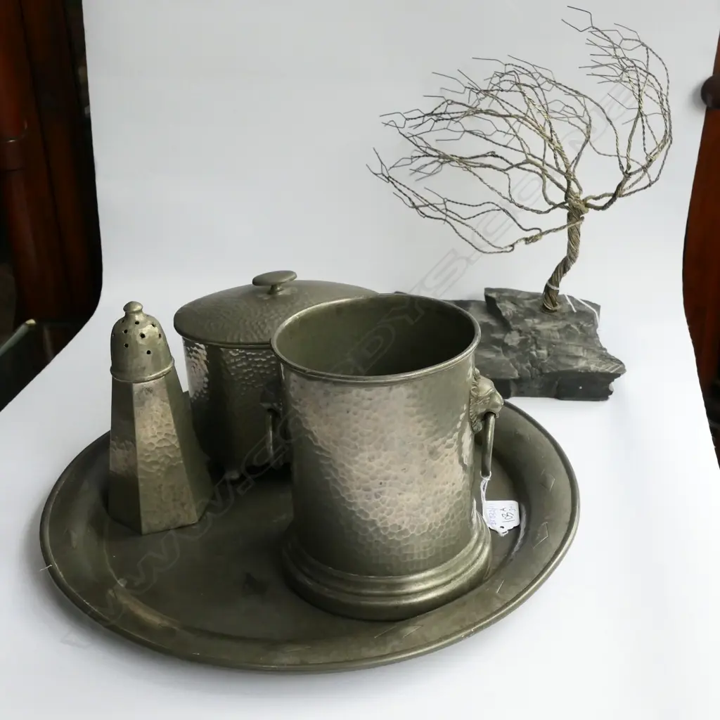 4 PCES PEWTER PLUS WIRE TREE WITH SLATE BASE Image 1++