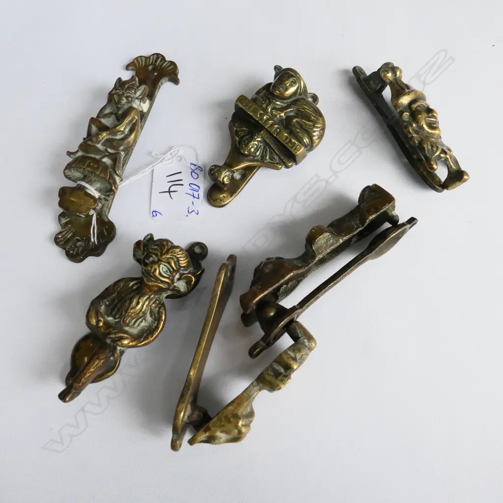 Six small Victorian brass door knockers Image 1++