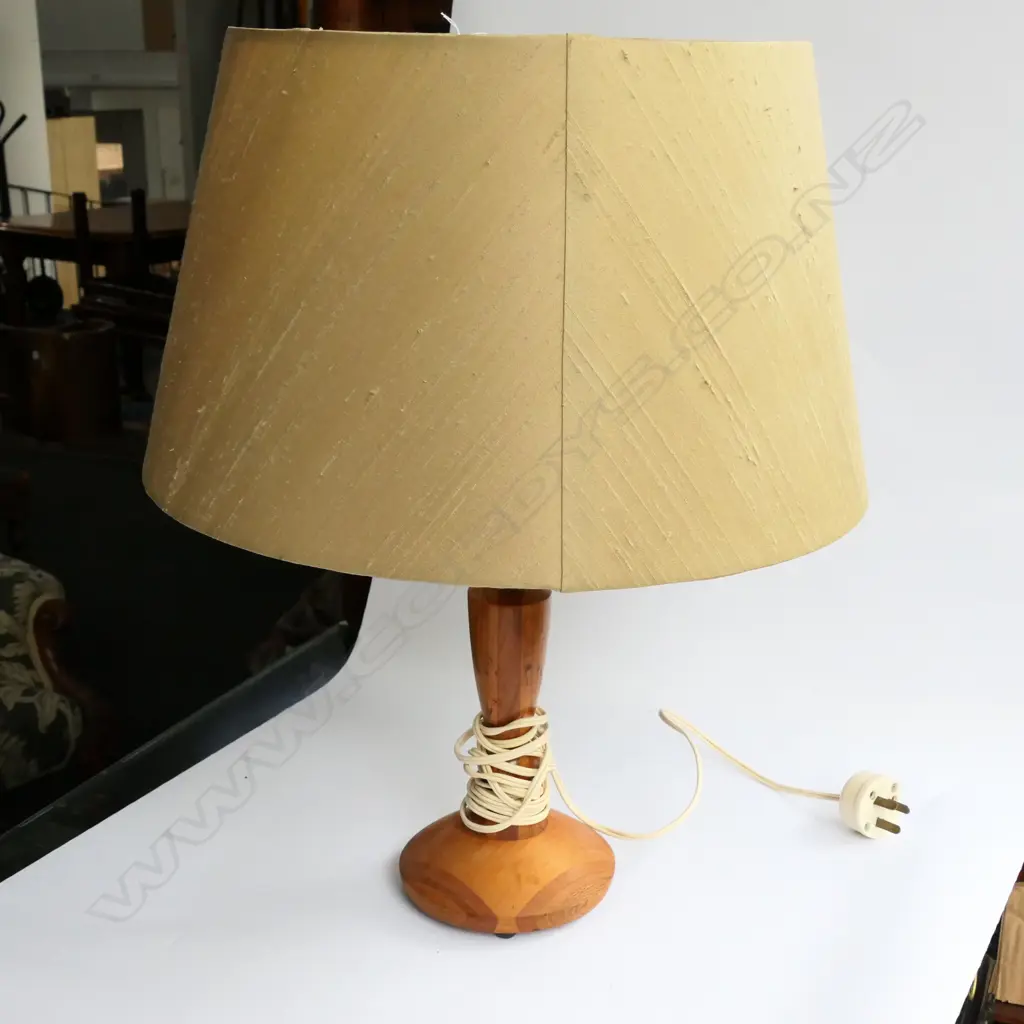 SOVEREIGNWARE LAMP H.510MM Image 1++