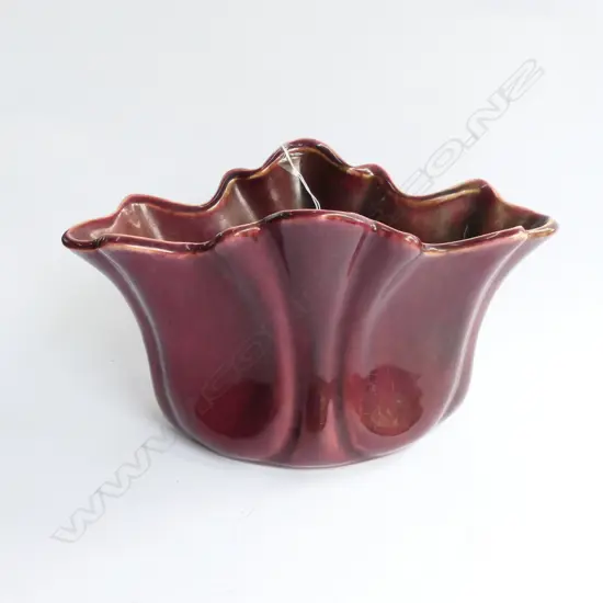 AMBRICO/CROWN LYNN VASE BURGUNDY #44. L.260mm