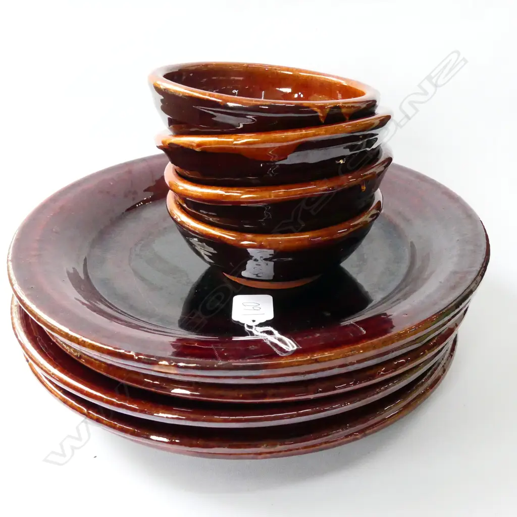 6 TONY SLY DINNER PLATES AND 4 BOWLS Image 1++