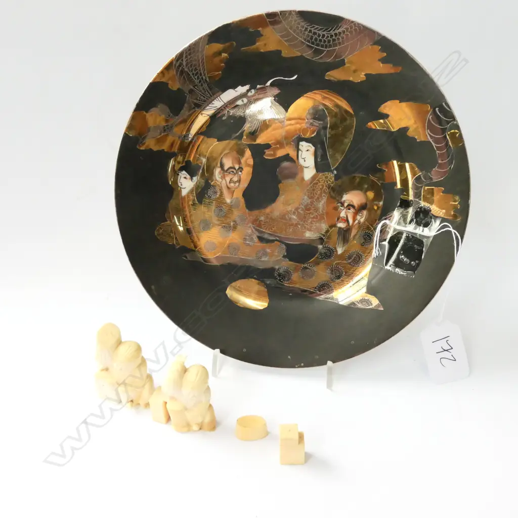 SATSUMA PLATE + 2 IVORY FIGURES Image 1++