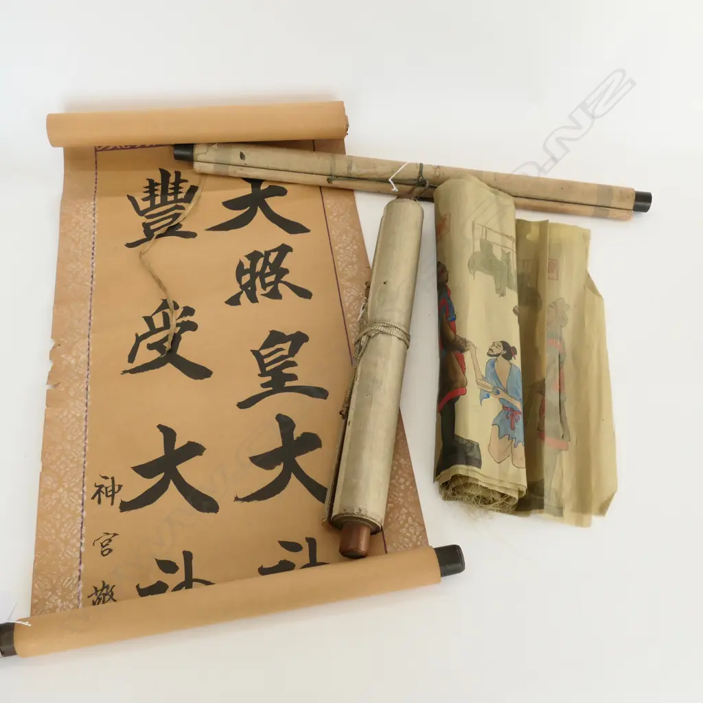 4 OLD ORIENTAL SCROLLS  Image 1++