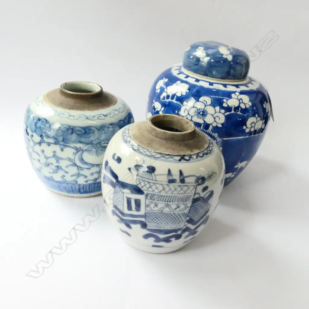 3 CHINESE B/W GINGER JARS Image 1++