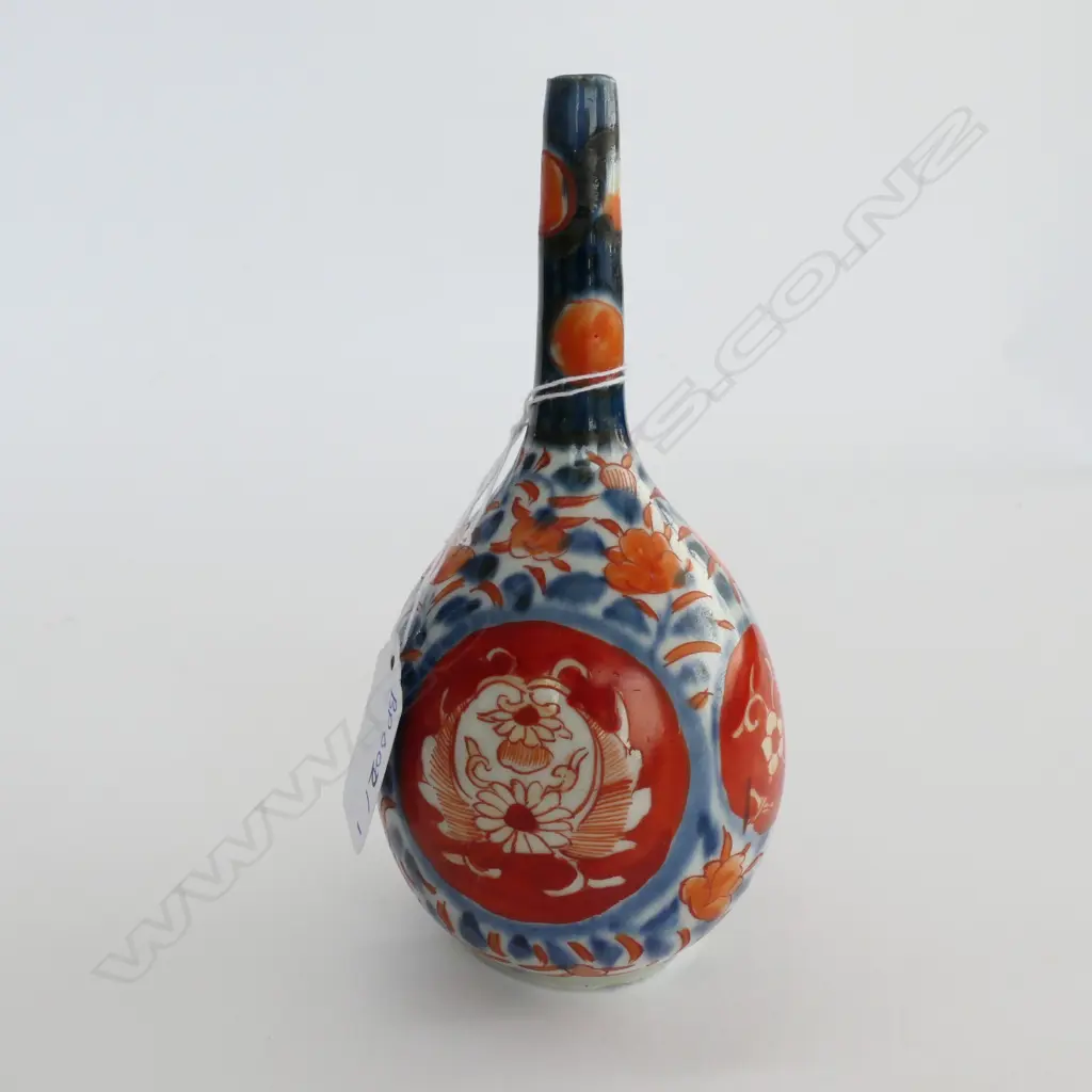 JAPANESE IMARI SPECIMEN BUD VASE 155MM H Image 1++