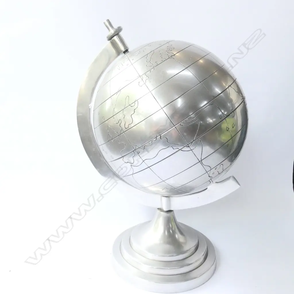 MODERNIST GLOBE H.330MM  Image 1++